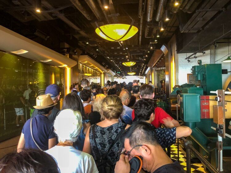 The long line for the Victoria peak tram