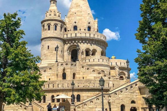 4 days in Budapest itinerary Fishermans bastion Buda Castle district