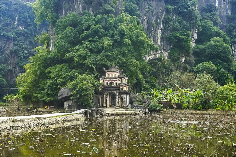 Tam Coc Bich Dong entrance gate with lotus pond