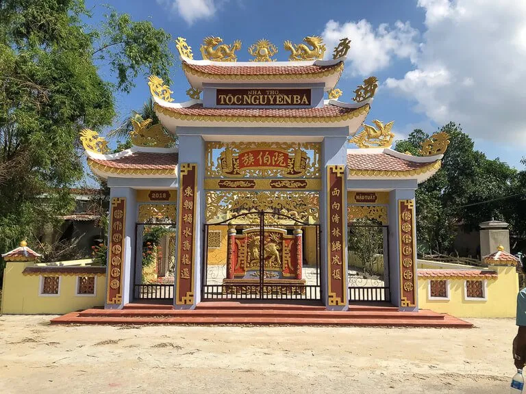 Our private tour in Hoi An family shrine for Mr Phong