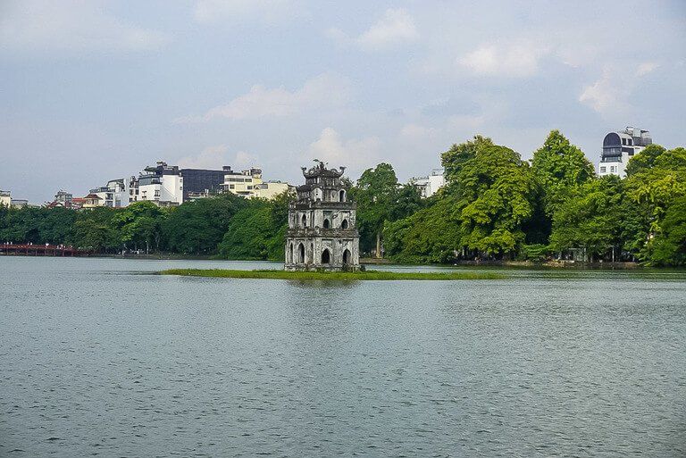 2 days is enough time to spend in hanoi around Hoan Kiem lake