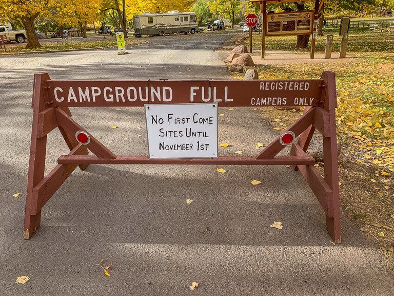 Campground full sign post in Utah