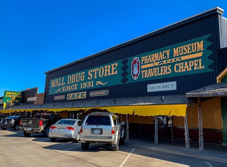 Wall drug store from the outside and car park