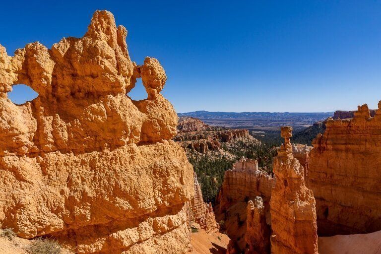 Bryce Canyon National Park has awesome rock formations called hoodoo's deep oranges and oddly shaped
