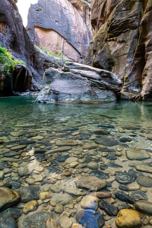 River slot canyon stones and boulders making for an awesome adventure trail in utah