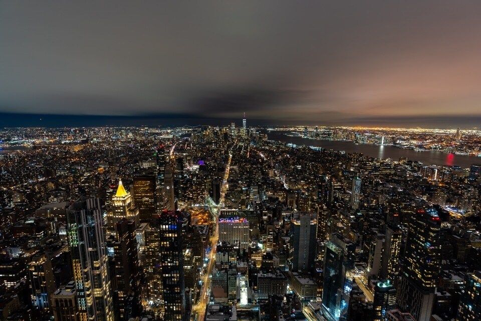 Night view from Empire State Building looking towards lower manhattan in new york city