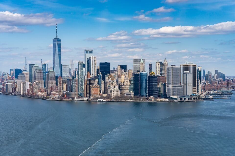 Best things to do in lower manhattan new york city skyline and one world trade observatory helicopter tour