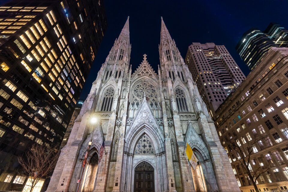 St patricks cathedral in midtown manhattan pictures of new york