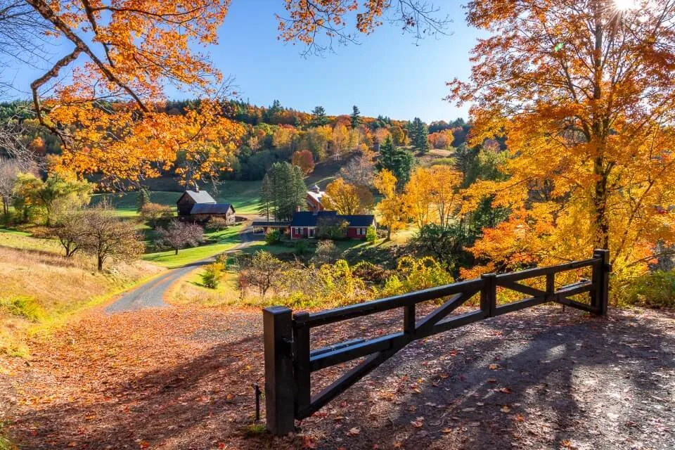 Sleepy Hollow Farm near Woodstock is one of the most stunning and photographed sports on a new england fall foliage road trip itinerary