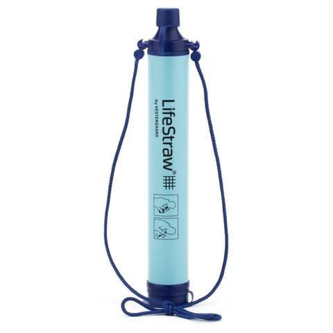 hikers will find this lifestraw a perfect gift for filtering water