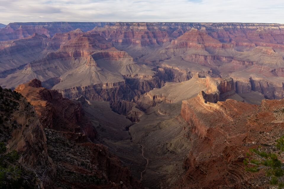 Awesome abyss like ravine viewpoint in grand canyon south rim at dusk