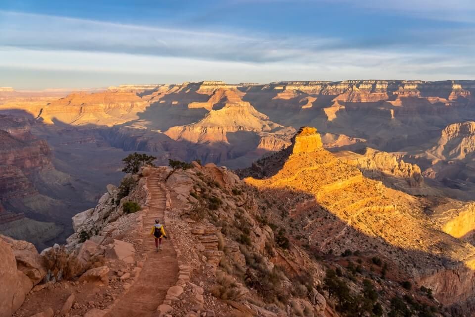 Day hiking south kaibab and bright angel two most popular hikes at grand canyon south rim