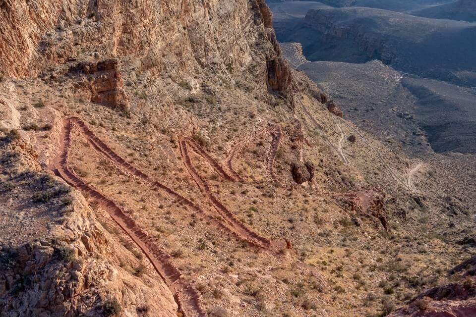 Stunning switchbacks leading down south kaibab trail toward the tipoff phantom ranch and bright angel