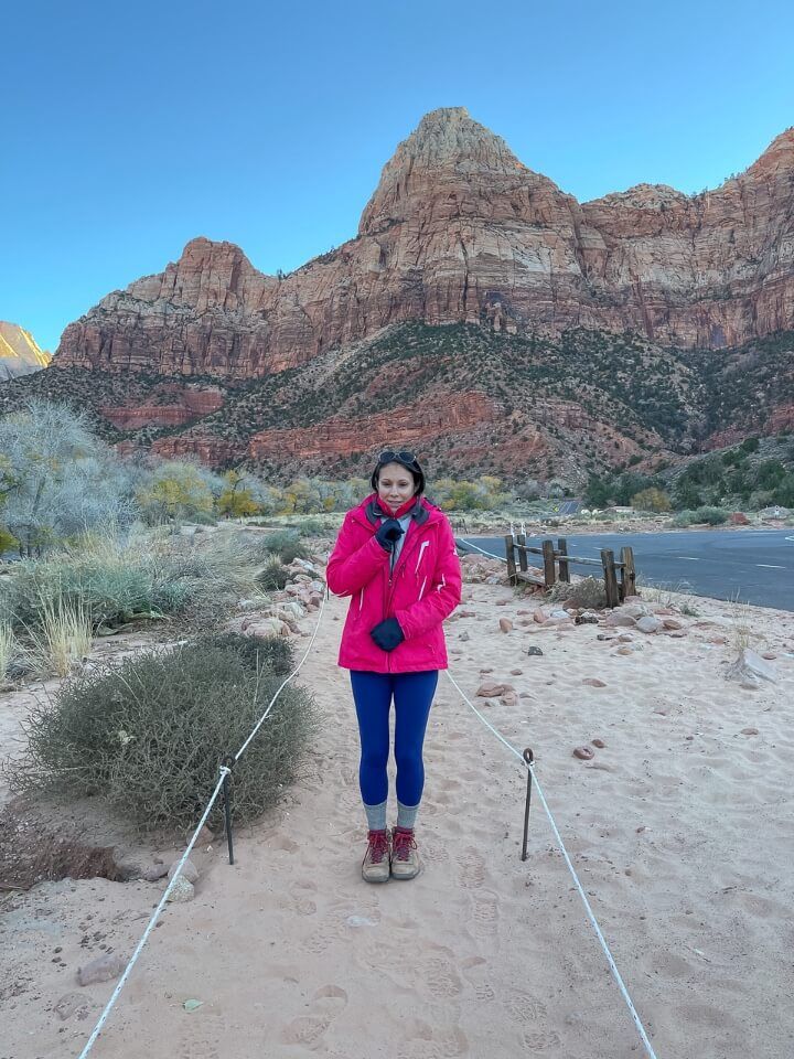 Cold morning to hike in utah during winter