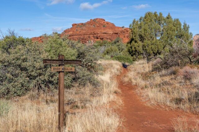 How To Hike Bell Rock And Courthouse Butte Loop Trail