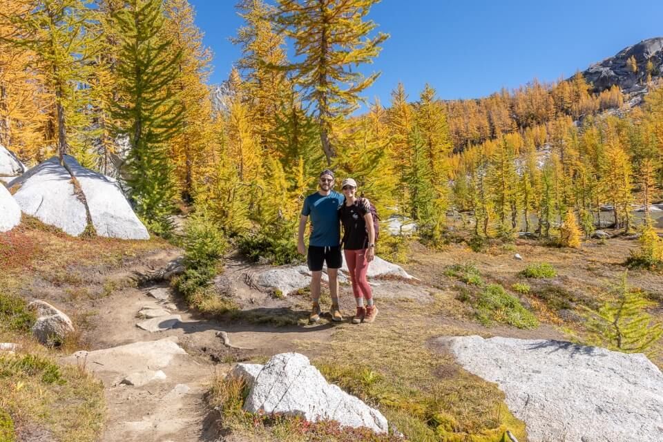 Man and woman hiking the Enchantments in the fall