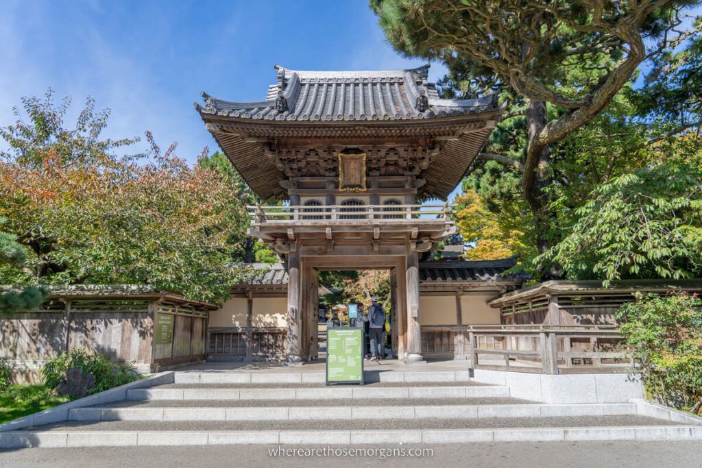 Entrance gate to the San Francisco Japanese Tea Garden