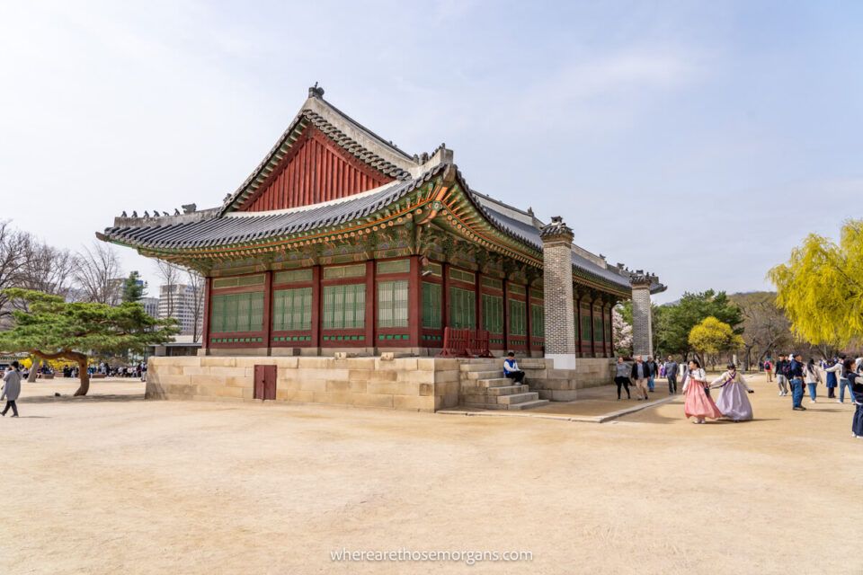 How To Visit Gyeongbokgung Palace In Seoul (2023 Guide)