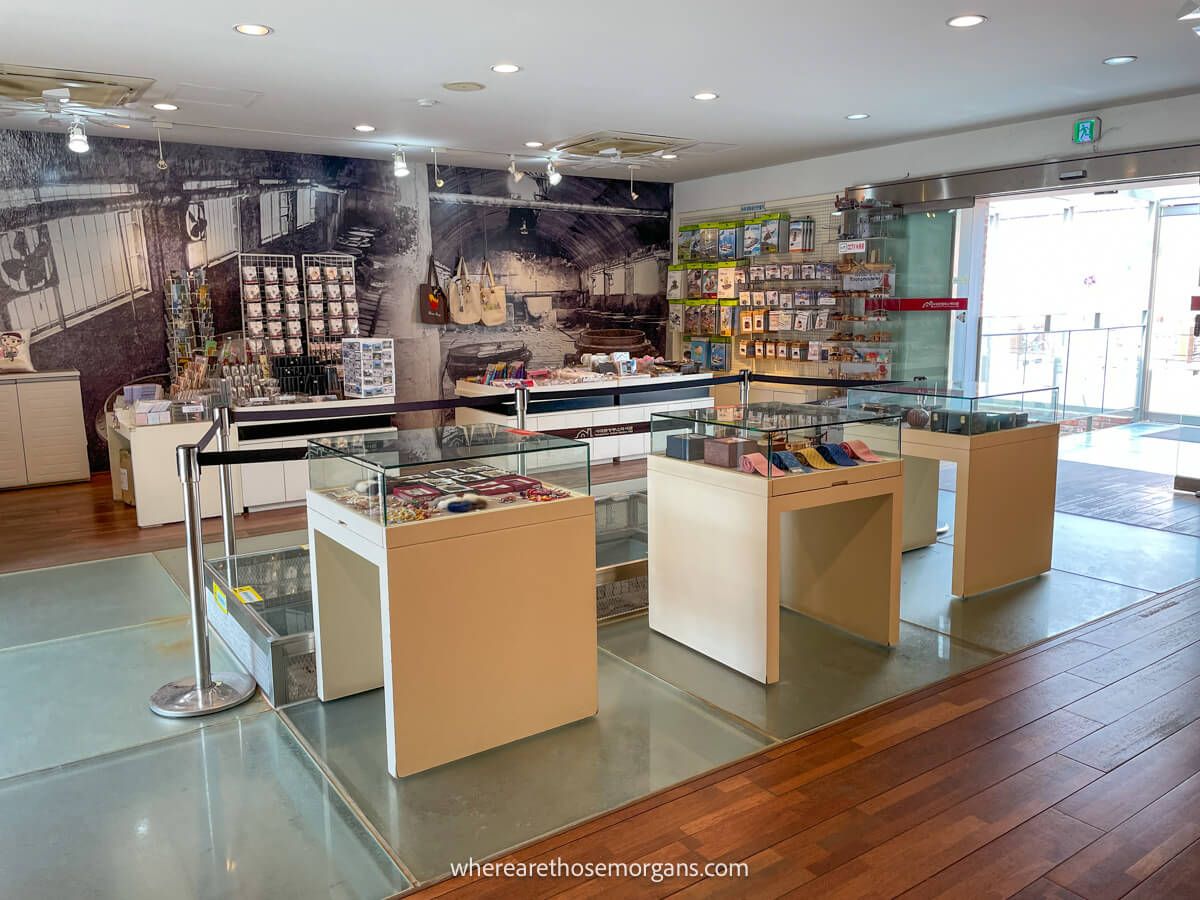 Seodaemun Prison museum shop selling merchandise visitors can purchase