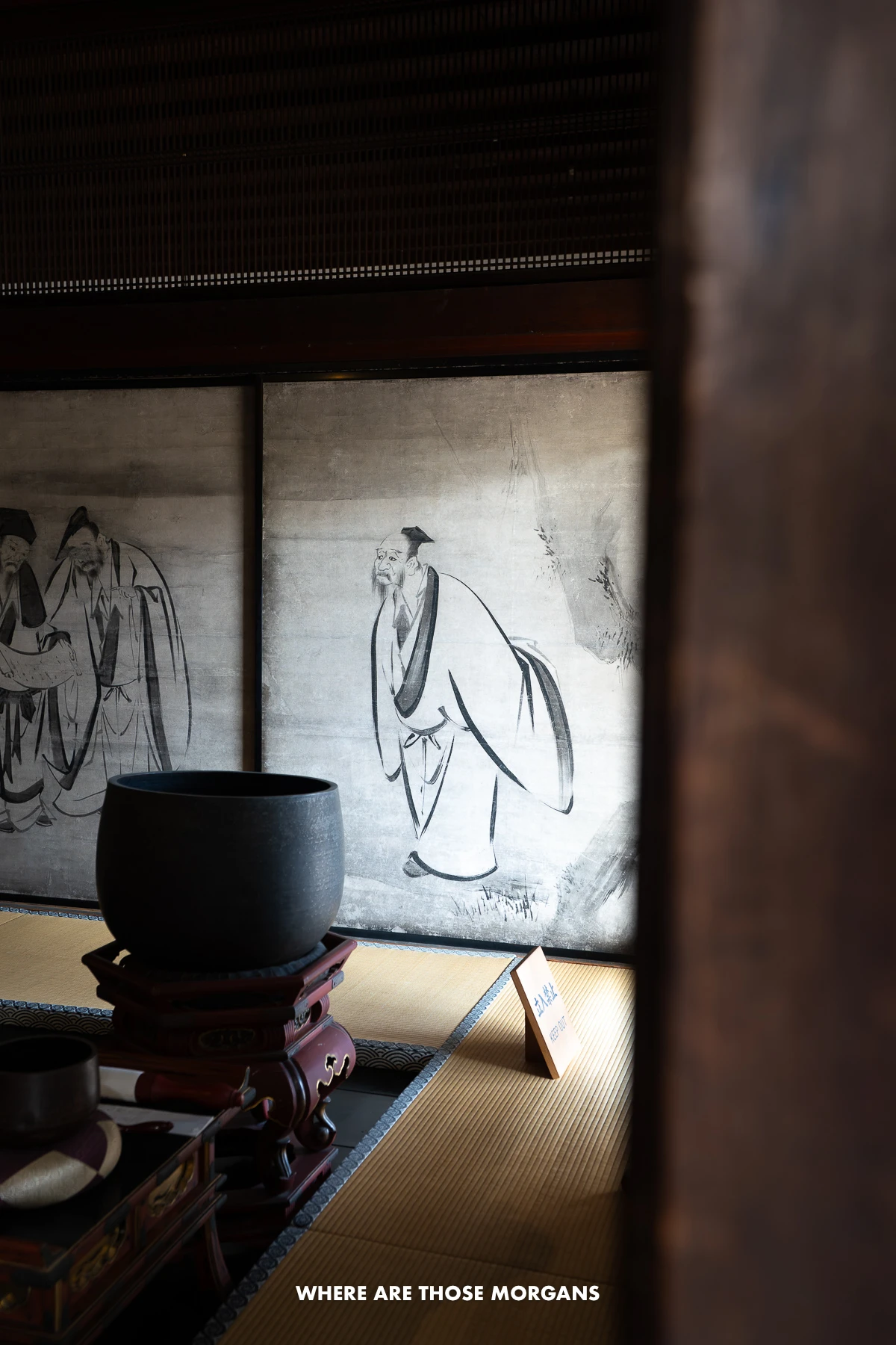 Ink paintings on sliding panels inside Kennin-ji hojo