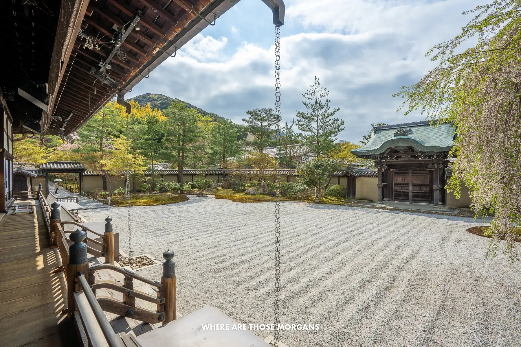 Raked gravel garden inner courtyard at Kodai-ji Temple