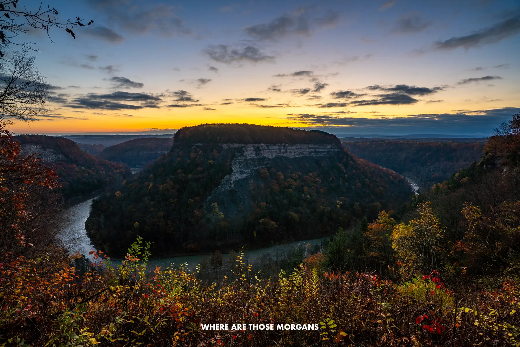 Great Bend in Letchworth at dawn before sunrise